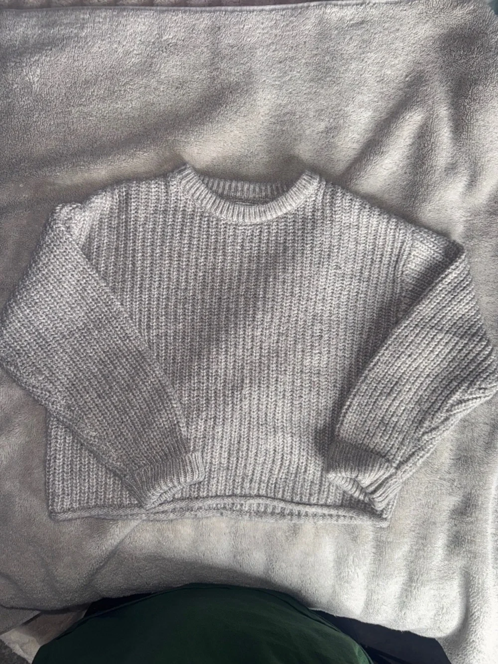 Zara knitted sweater